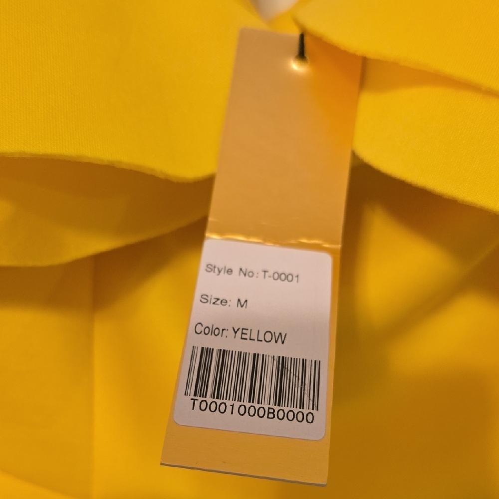 Elegant Yellow Ruffled Blouse - Picture 2 of 4